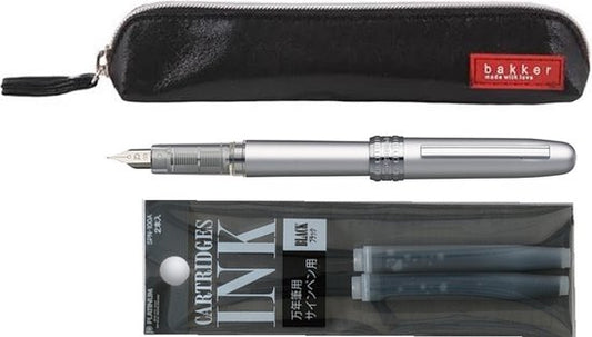 Platinum Vulpen Plaisir Shell ICE WHITE FINE/0.3 - Bakker Made With Love Fair Trade Etui Zwart - Dyestuff cartridge ink (pack of 2) Zwart