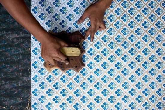 Paper Mirchi - Blokgedrukt Gelijnd Notitieboek (A5) - Trellis Indigo