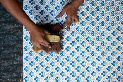 Paper Mirchi - Blokgedrukt Gelijnd Notitieboek (A5) - Trellis Indigo