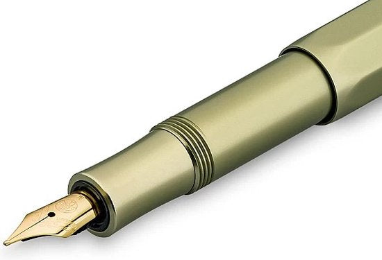 Kaweco Cadeauset - Kaweco Collection AL Sport Olivine - Vulpen - Nostalgic Octagonal Clip Vergoldet - Fine - Vintage blikje - Extra Doosje Vullingen