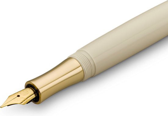 Kaweco - Vulpen - Kaweco STUDENT Fountain Pen 60's Swing - Groen Ivory - Met extra doosje vullingen - Extra Breed