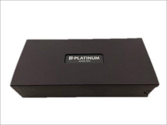 Platinum - Procyon Luster - Maki-E - Cranes over Moon - Black Mist - Fountain Pen - in giftbox - Penpunt: Medium - modern Japans ontwerp - Slip & Seal Mechanisme