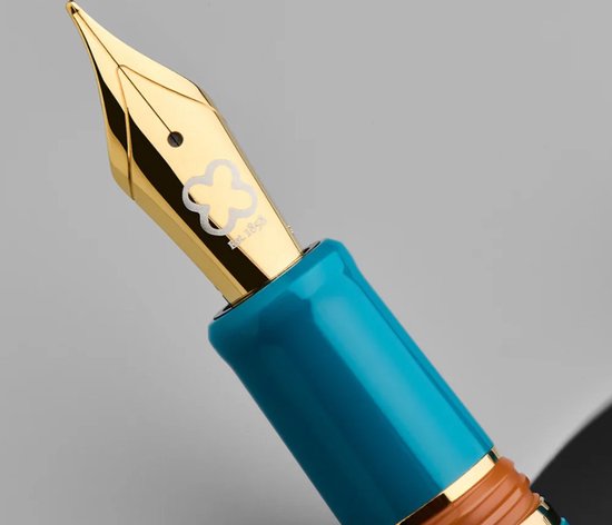 Esterbrook - Estie Vulpen - Back to the lands Funky Lake / Gold Trim - Penpunt Breed