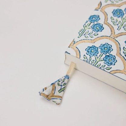 Paper Mirchi - Blokgedrukt Gelijnd Notitieboek (A5) - Trellis Indigo
