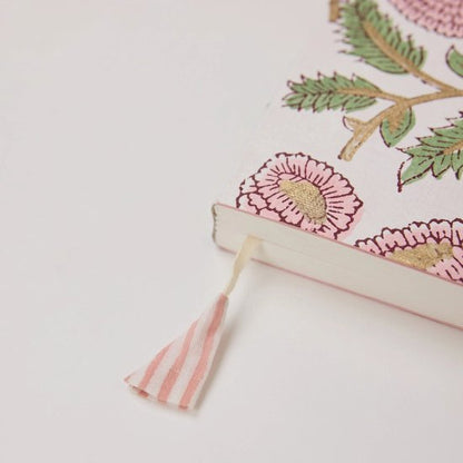 Paper Mirchi - Blokgedrukt Gelijnd Notitieboek (A5) - Marigold Glitz Blush